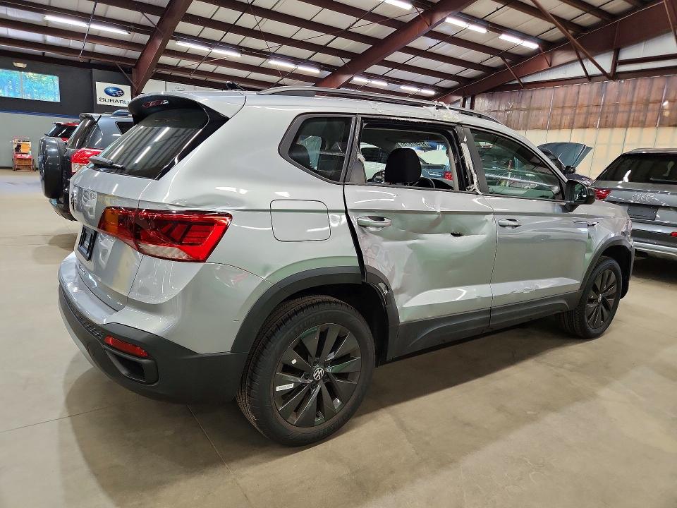 2024 Volkswagen Taos VIN 3VV5X7B27RM105736 COPART salvage auction — SIDE, NY - CERTIFICATE OF TITLE, sold $12,900 on 2026-07-30 (photo 3)