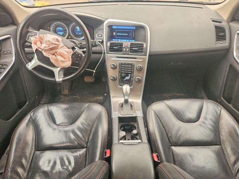 2013 Volvo Xc60 VIN YV4902DZ8D2449607 COPART salvage auction — FRONT END, ON - PERMIT NO BRAND - UNFIT, sold $250 on 2026-07-28 (photo 8)