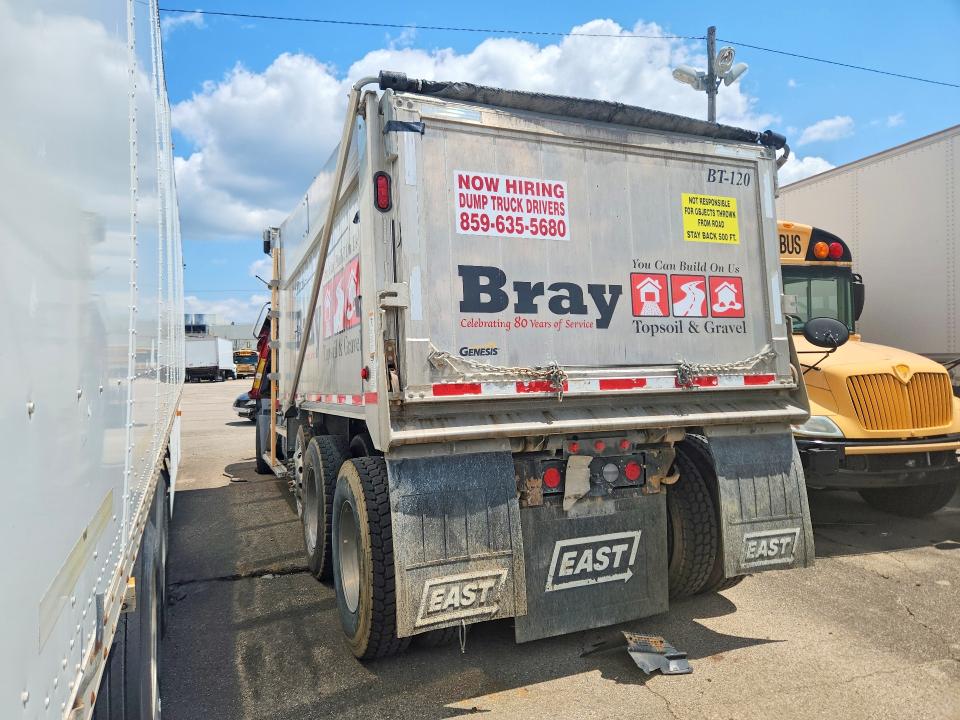 2026 Mack Granite VIN 1M2GR3NC0TM007239 COPART salvage auction — FRONT END, OH - CERT OF TITLE-SALVAGE, sold $50,000 on 2026-08-20 (photo 2)