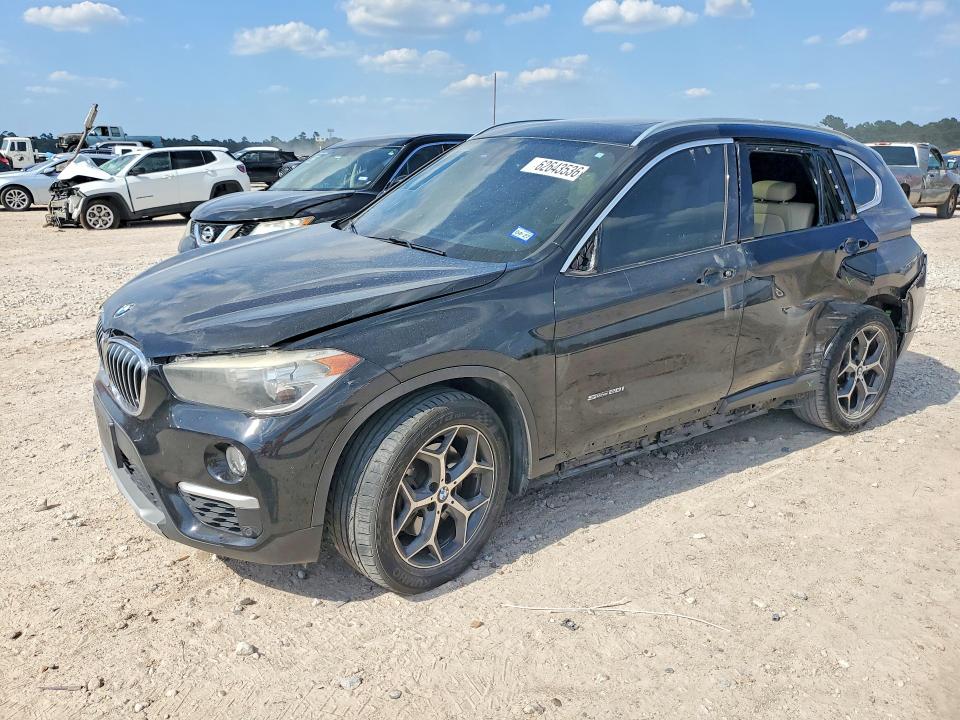 2017 BMW X1 VIN WBXHU7C33H5H37560 COPART salvage auction — SIDE, Tx - Salvage Vehicle Title, sold $1,950 on 2026-08-04 (photo 1)