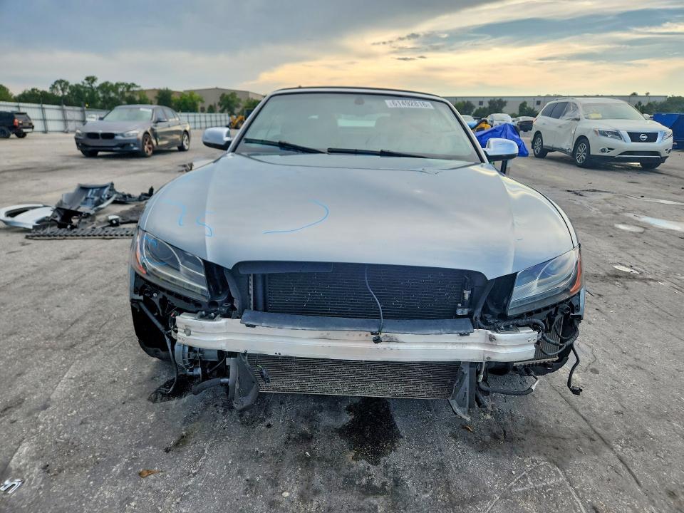 2012 Audi Rs5 VIN WAUCGAFH3CN000879 COPART salvage auction — FRONT END, Fl - Cert Of Title Slvg Rebuildable, sold $1,100 on 2026-07-30 (photo 5)