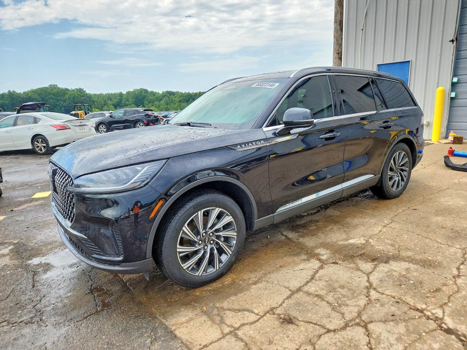2025 Lincoln Aviator VIN 5LM5J6XC6SGL35188 — COPART salvage auction photo