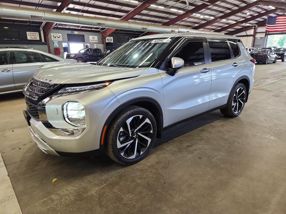 2023 Mitsubishi Outlander VIN JA4J4UA81PZ048451 — COPART salvage auction photo