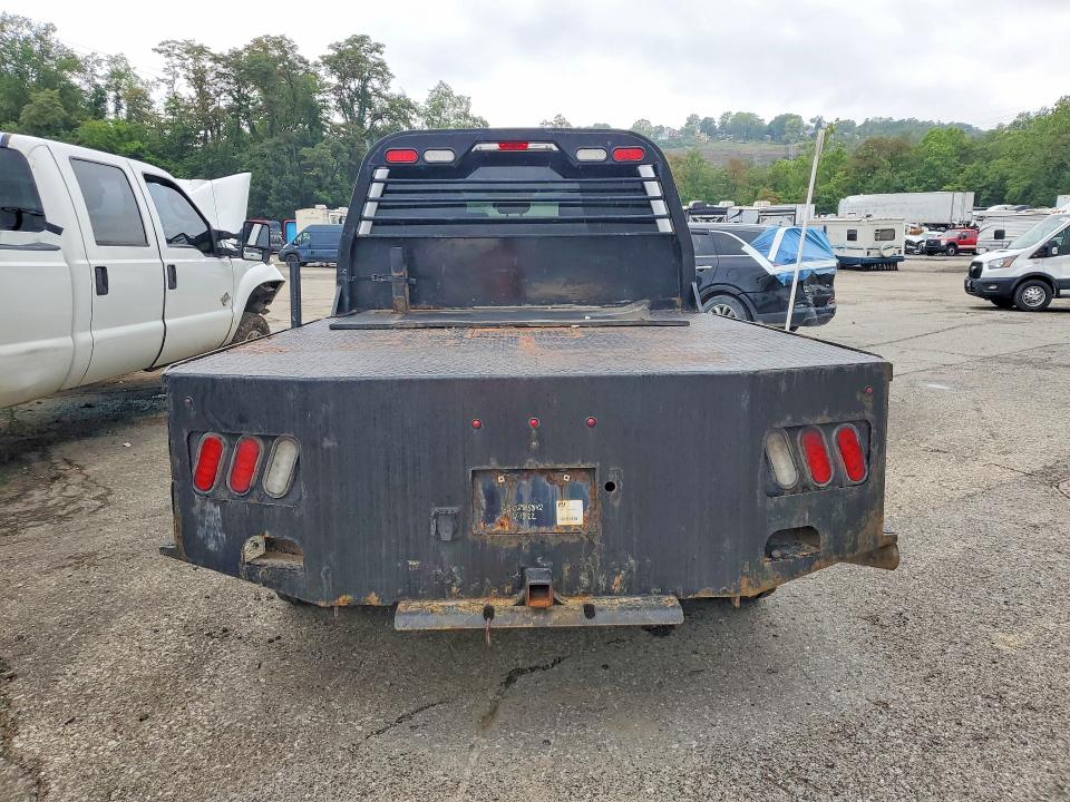 2022 Ford F250 VIN 1FT8W2BT0NED77345 COPART salvage auction — MINOR DENT/SCRATCHES, Tx - Certificate Of Title (P), sold $11,100 on 2026-08-26 (photo 6)