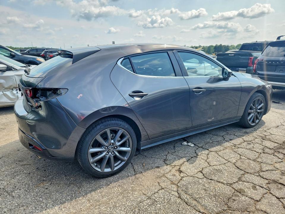 2019 Mazda 3 VIN JM1BPBMM2K1122756 COPART salvage auction — ALL OVER, Ga - Cert Of Title-Salvage, sold $4,800 on 2026-07-31 (photo 3)