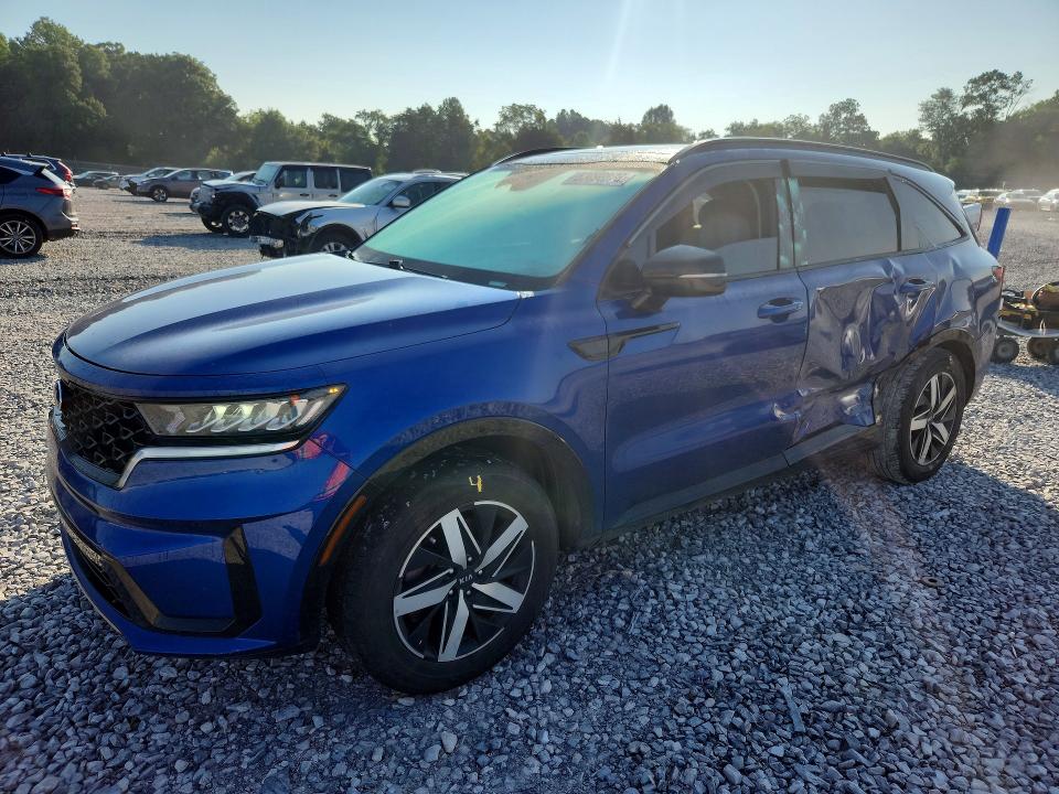 2021 Kia Sorento VIN 5XYRL4LC1MG055794 — COPART salvage auction photo