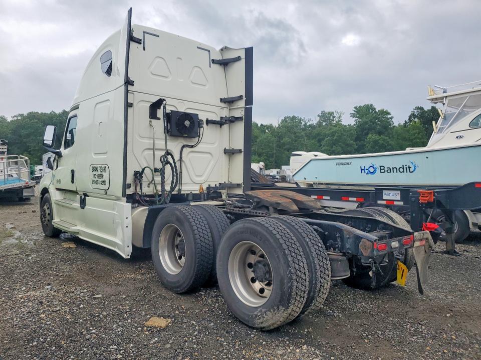 2019 Freightliner All other VIN 3AKJHHDR6KSKR3700 COPART salvage auction — MINOR DENT/SCRATCHES, CT, sold $10,900 on 2026-08-14 (photo 2)