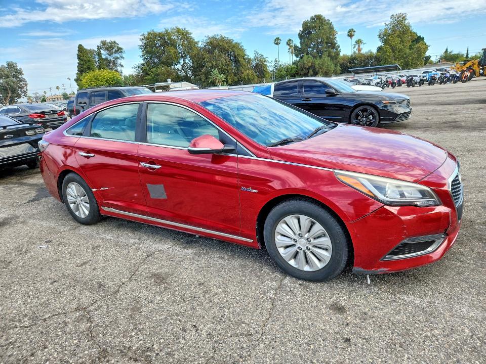 2016 Hyundai Sonata hybrid VIN KMHE24L17GA009192 COPART salvage auction — REAR END, CA - CERT OF TITLE-SALVAGED (P), sold $80 on 2026-07-24 (photo 4)