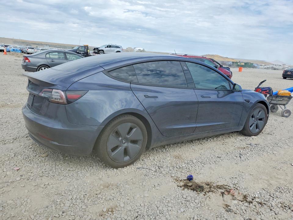 2021 Tesla Model 3 VIN 5YJ3E1EB0MF995725 COPART salvage auction — MINOR DENT/SCRATCHES, UT - CERTIFICATE OF TITLE, sold $9,900 on 2026-07-29 (photo 3)
