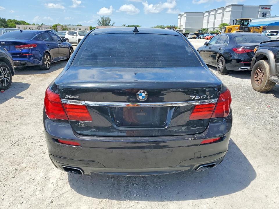 2013 BMW VIN WBAYF8C51DD140108 COPART salvage auction — MINOR DENT/SCRATCHES, Fl - Certificate Of Title, sold $325 on 2026-07-31 (photo 6)