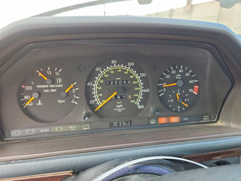 1995 Mercedes-benz E-class VIN WDBEA66E7SC185995 COPART salvage auction — MINOR DENT/SCRATCHES, Nv - Dis/Dlr/Exp Only Clean Title (P), sold $1,750 on 2026-07-27 (photo 9)