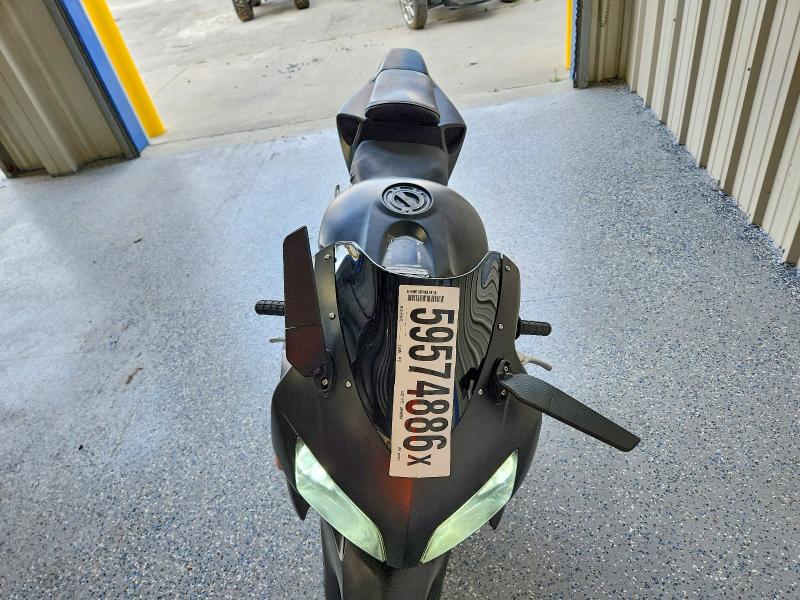 2004 Honda Cbr1000 VIN JH2SC57044M005081 COPART salvage auction — MINOR DENT/SCRATCHES, NC - DEALER ONLY CLEAN TITLE, sold $1,950 on 2026-07-14 (photo 5)