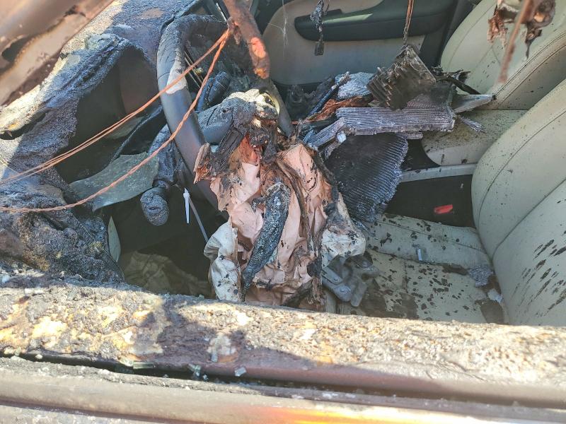 2023 Volvo Xc40 VIN YV4L12UA8P2060161 COPART salvage auction — Burn Engine, Ks - Non-Repairable Vehicle Certifi, sold $125 on 2026-08-11 (photo 7)