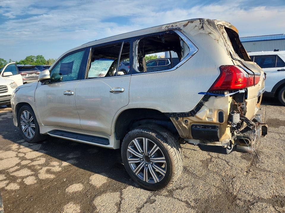 2016 Lexus Lx 570 VIN JTJHY7AX7G4199693 COPART salvage auction — BURN, PA - CERTIFICATE OF SALVAGE, sold $5,200 on 2026-07-17 (photo 2)