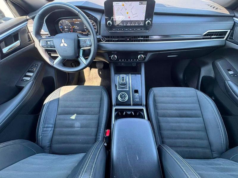2023 Mitsubishi Outlander VIN JA4J4UA86PZ035114 COPART salvage auction — NORMAL WEAR, Fl - Certificate Of Title (P), sold $17,000 on 2026-07-31 (photo 9)