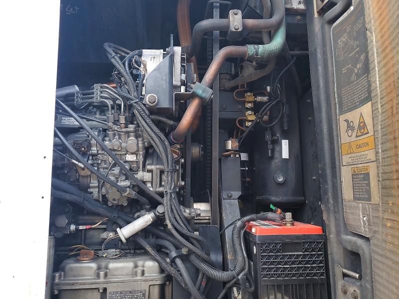 2014 Utility Trailer VIN 1UYVS248XEM771806 COPART salvage auction — MECHANICAL, IL - CERTIFICATE OF TITLE, sold $2,800 on 2026-09-22 (photo 9)