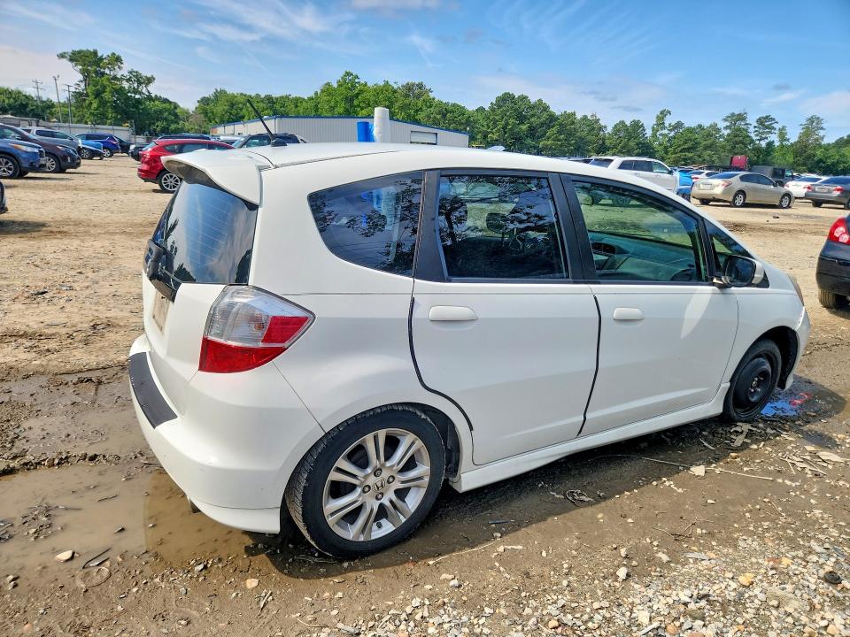 2010 Honda Fit VIN JHMGE8H43AS015022 COPART salvage auction — NORMAL WEAR, Va - Certificate Of Title, sold $1,150 on 2026-07-28 (photo 3)