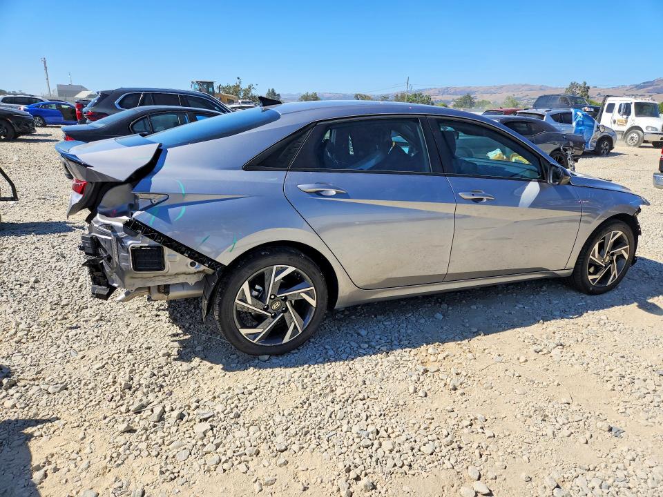 2025 Hyundai Elantra VIN KMHLM4DG1SU083154 COPART salvage auction — FRONT END, Ca - Salvage Certificate, sold $5,200 on 2026-07-14 (photo 3)