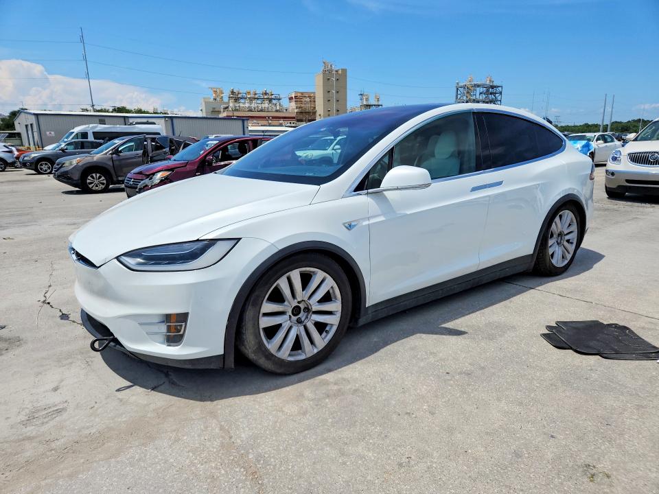 2016 Tesla Model x VIN 5YJXCBE24GF012790 COPART salvage auction — FRONT END, Salvage Title, sold $6,900 on 2026-07-29 (photo 1)