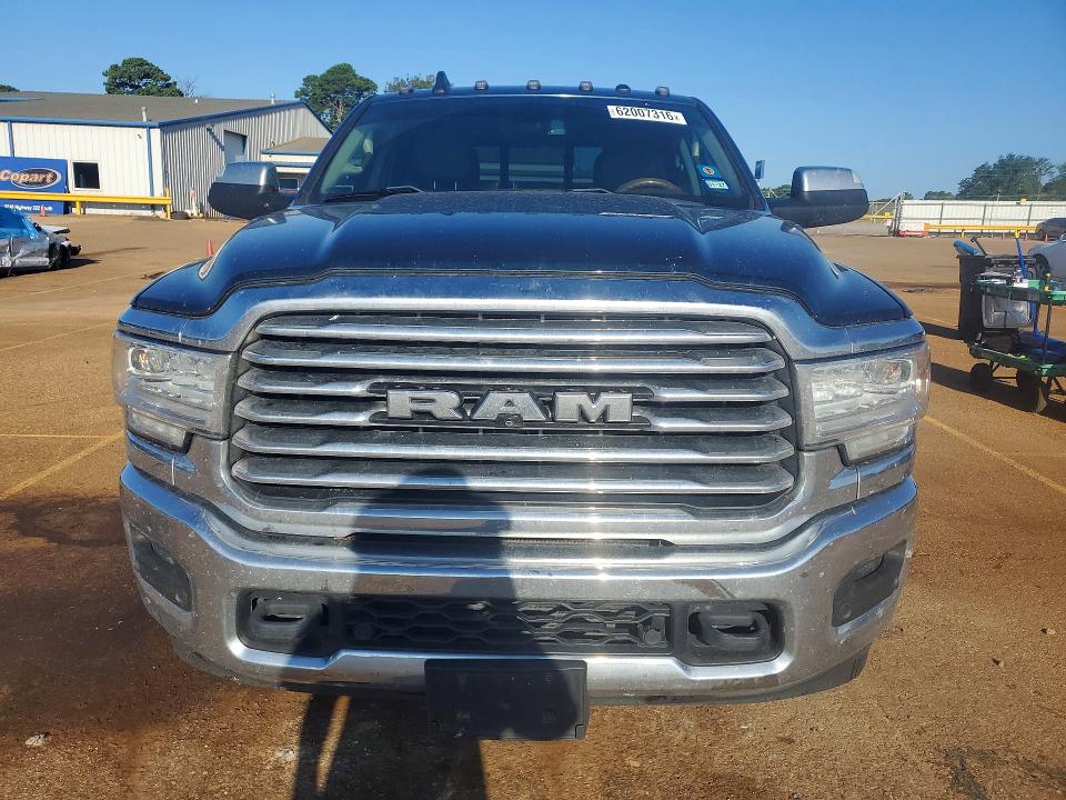 2022 Ram 3500 VIN 3C63RRKL8NG216560 COPART salvage auction — WATER/FLOOD, Tx - Salvage Title-Flood Damage, sold $36,250 on 2026-09-14 (photo 5)