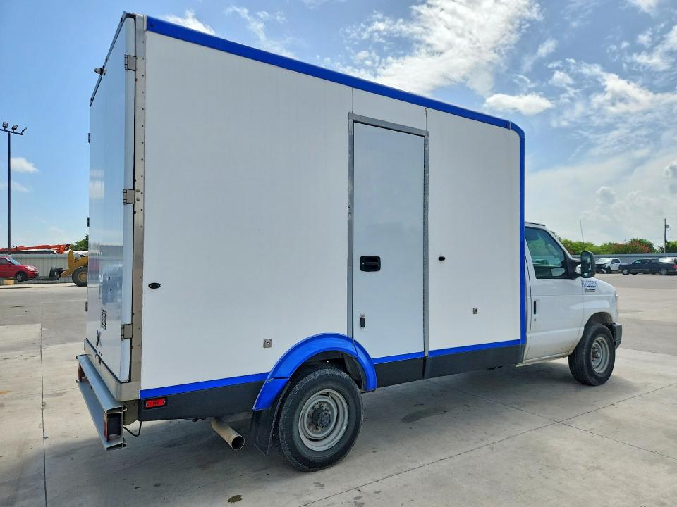 2023 Ford E-350 VIN 1FDWE3FK3PDD00801 COPART salvage auction — MECHANICAL, TX - CERTIFICATE OF TITLE, sold $11,600 on 2026-08-17 (photo 3)