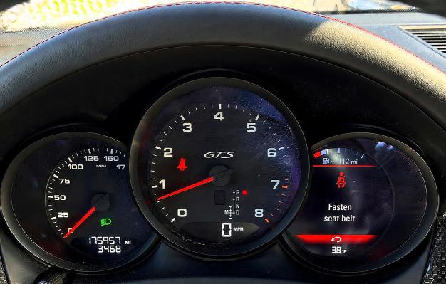 2018 Porsche Macan VIN WP1AG2A59JLB62312 COPART salvage auction — NORMAL WEAR, Nj - Certificate Of Title (P), sold $11,700 on 2026-07-28 (photo 8)