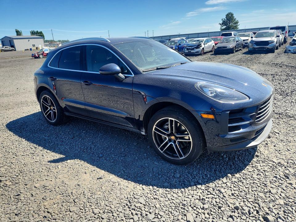 2020 Porsche Macan VIN WP1AB2A56LLB35070 COPART salvage auction — NORMAL WEAR, Id - Certificate Of Title, sold $25,250 on 2026-07-27 (photo 4)