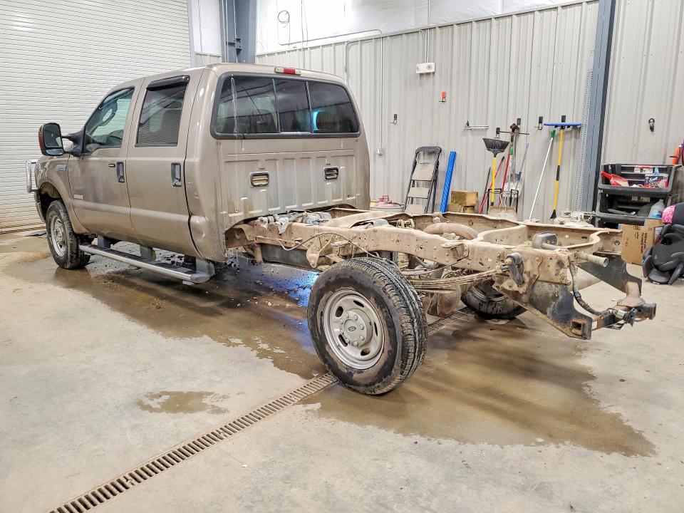 2005 Ford F350 VIN 1FTWW31P45EC34111 COPART salvage auction — MINOR DENT/SCRATCHES, Wy - Certificate Of Title - Rebuilt, sold $3,250 on 2026-07-29 (photo 2)