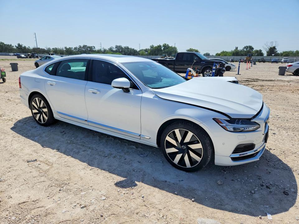 2025 Volvo S90 VIN LVYH60AF8SP444752 COPART salvage auction — FRONT END, Salvage Title, sold $15,100 on 2026-09-03 (photo 4)