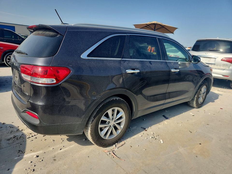 2017 Kia Sorento VIN 5XYPGDA52HG275645 COPART salvage auction — MECHANICAL, TX - CERTIFICATE OF TITLE, sold $1,350 on 2026-07-31 (photo 3)