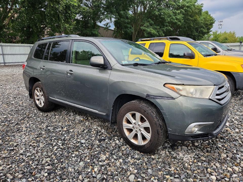 2011 Toyota Highlander VIN 5TDBK3EH8BS088329 COPART salvage auction — MECHANICAL, Ma - Certificate Of Title, sold $175 on 2026-07-31 (photo 4)