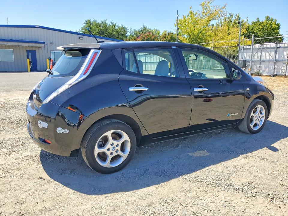 2012 Nissan Leaf VIN JN1AZ0CP1CT020587 COPART salvage auction — NORMAL WEAR, Ca - Dis/Dlr/Exp Only Clean Title, sold $1,200 on 2026-07-28 (photo 3)