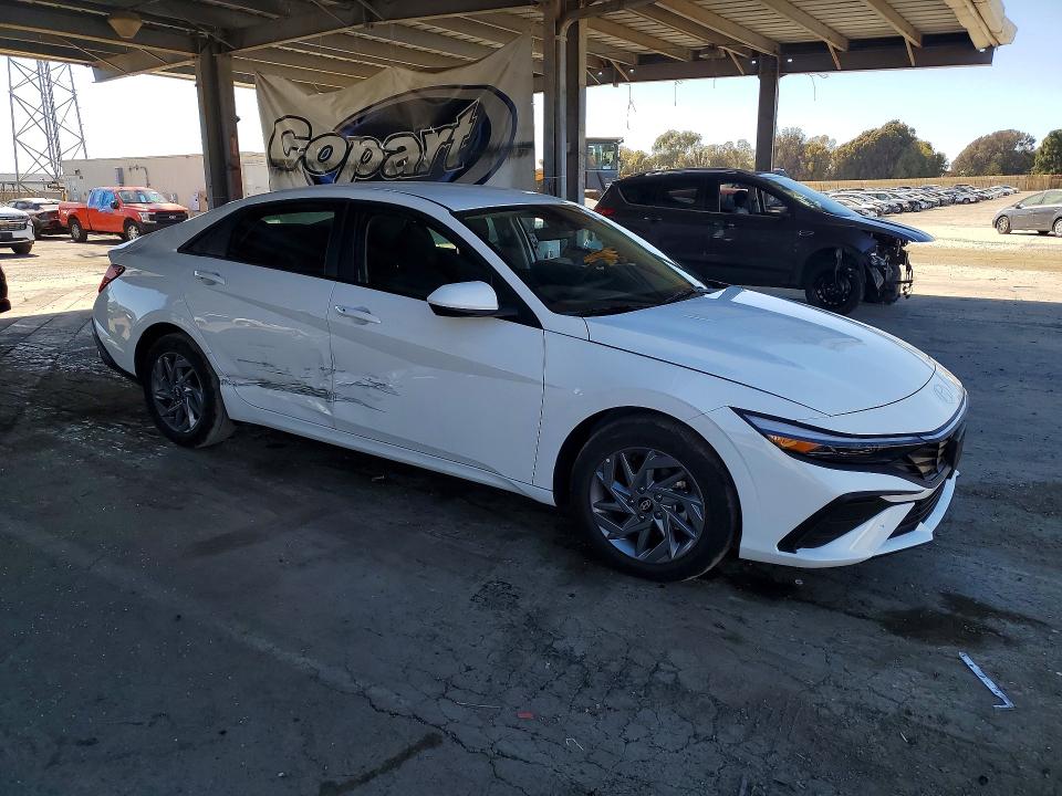 2026 Hyundai Elantra VIN KMHLM4DJXTU205698 COPART salvage auction — SIDE, CA - CERTIFICATE OF TITLE, sold $13,800 on 2026-07-27 (photo 4)