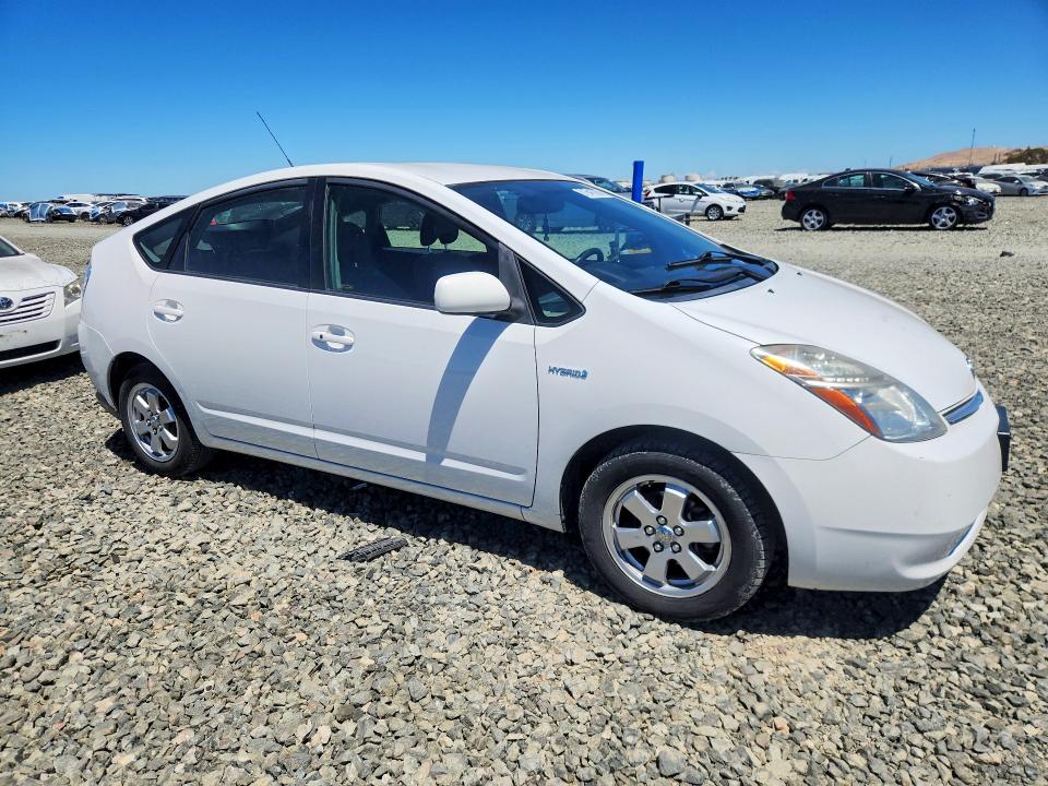2008 Toyota Prius VIN JTDKB20U887733207 COPART salvage auction — VANDALISM, CA - SALVAGE CERTIFICATE, sold $80 on 2026-07-29 (photo 4)