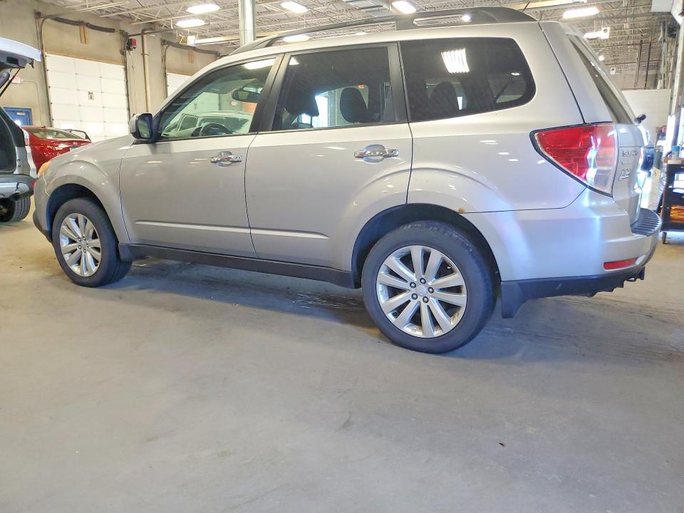 2013 Subaru Forester VIN JF2SHADC6DH416204 COPART salvage auction — MECHANICAL, Mn - Certificate Of Title, sold $475 on 2026-07-23 (photo 2)