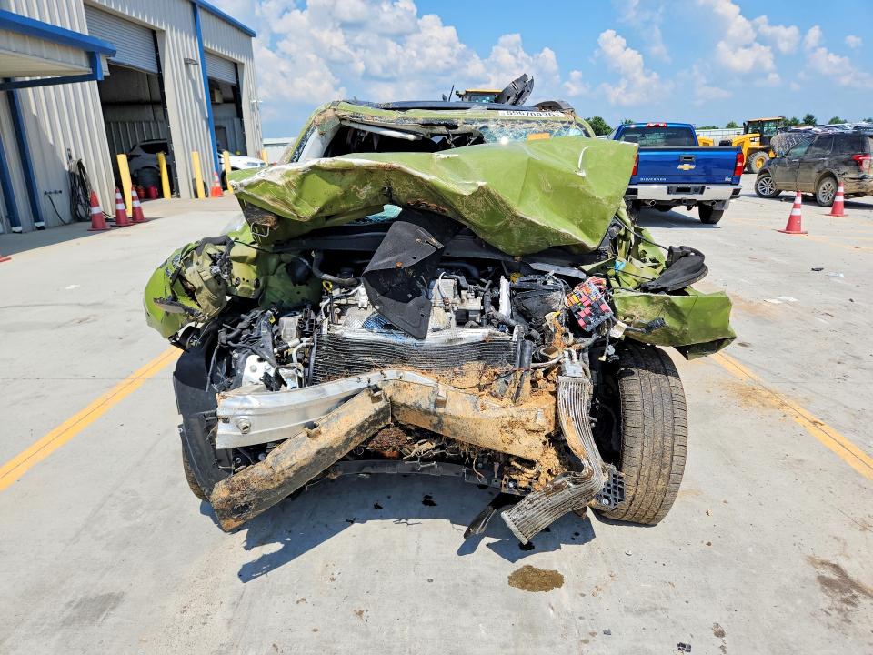 2016 Jeep VIN ZACCJBBT6GPD70192 COPART salvage auction — FRONT END, Ky - Cert Of Title-Salvage, sold $350 on 2026-08-13 (photo 5)