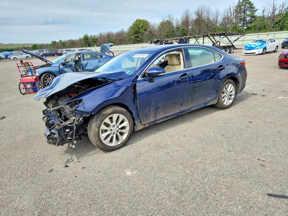 2013 Lexus ES VIN JTHBW1GG2D2031193 COPART salvage auction — FRONT END, Ny - Mv-907A Salvage Certificate, sold $725 on 2026-07-22 (photo 1)