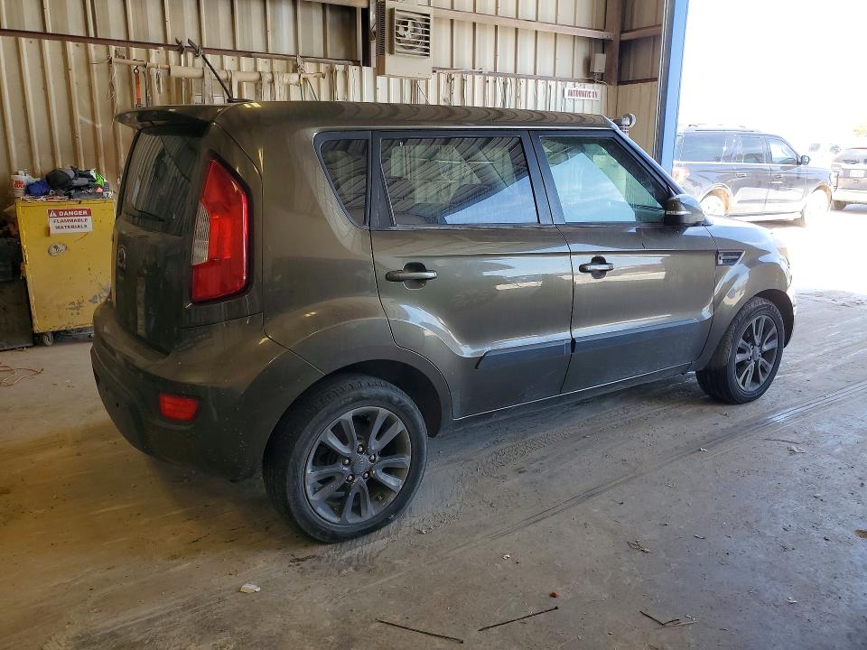 2013 Kia Soul VIN KNDJT2A67D7565692 COPART salvage auction — FRONT END, TX - CERTIFICATE OF TITLE, sold $225 on 2026-07-24 (photo 3)