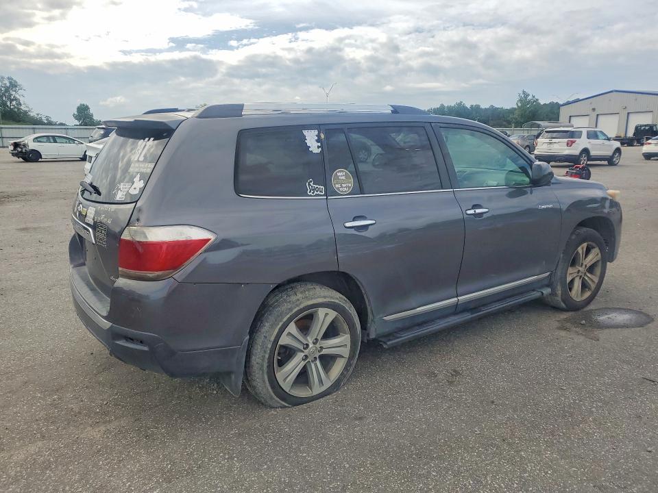2011 Toyota Highlander VIN 5TDDK3EH8BS091000 COPART salvage auction — SIDE, SC - DEALER ONLY CLEAN TITLE, sold $5,000 on 2026-07-22 (photo 3)