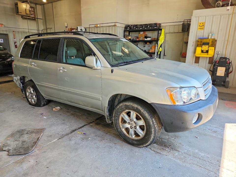 2003 Toyota Highlander VIN JTEGF21A330104711 COPART salvage auction — REAR END, MO - CERT OF TITLE-PRIOR SALVAGE, sold $70 on 2026-07-28 (photo 4)