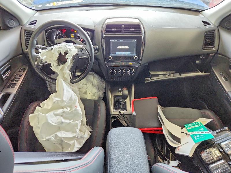 2025 Mitsubishi Outlander sport VIN JA4ARUAUXSU011807 COPART salvage auction — FRONT END, MN - CERT OF TITLE-SALVAGE (P), sold $4,100 on 2026-07-13 (photo 8)