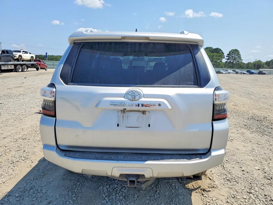 2015 Toyota 4runner VIN JTEZU5JR2F5092449 COPART salvage auction — MINOR DENT/SCRATCHES, Ar - Certificate Of Title (P), sold $7,500 on 2026-07-11 (photo 6)