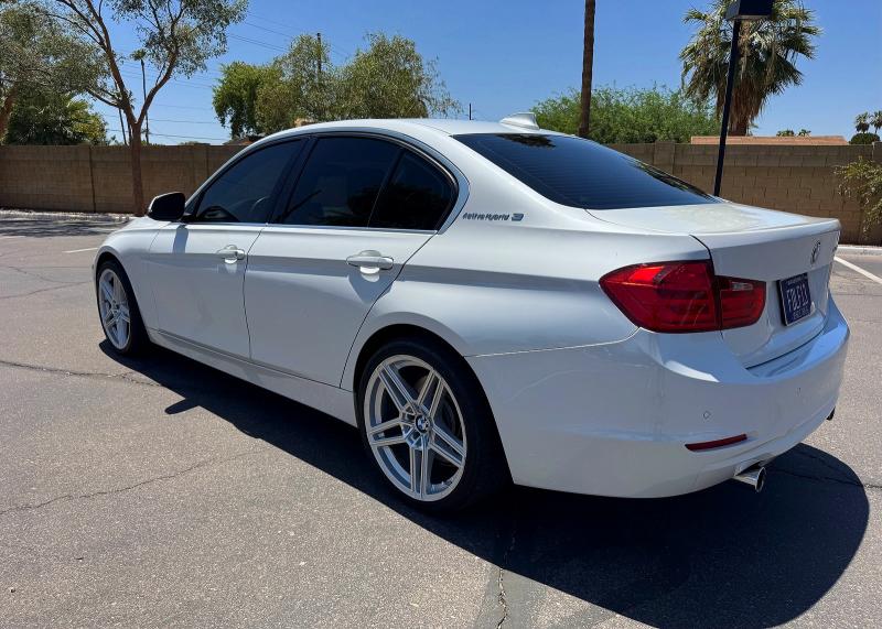 2013 BMW 1er VIN WBA3F9C57DF484398 COPART salvage auction — NORMAL WEAR, Mt - Manufacturer's Buy Back (P), sold $5,200 on 2026-07-29 (photo 3)
