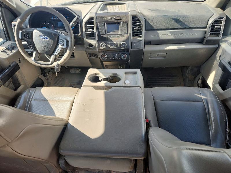 2017 Ford F-450 VIN 1FD0W4GT0HEB70021 COPART salvage auction — NORMAL WEAR, TX - CERTIFICATE OF TITLE, sold $14,000 on 2026-08-13 (photo 8)