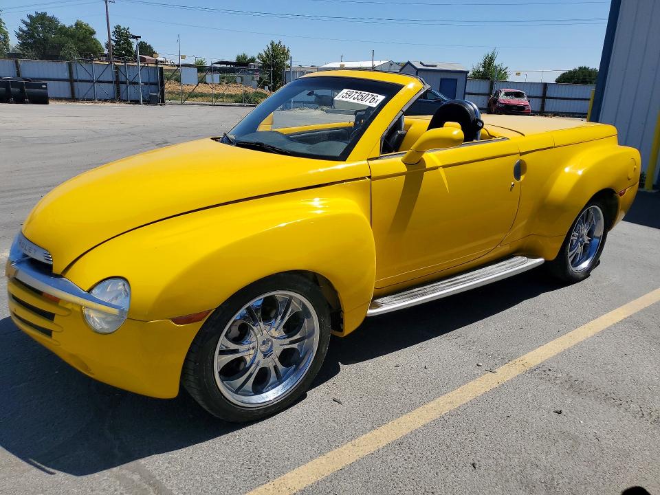 2004 Chevrolet Ssr VIN 1GCES14P74B105612 COPART salvage auction — MINOR DENT/SCRATCHES, ID - SALVAGE CERTIFICATE OF TITLE, sold $4,400 on 2026-07-09 (photo 1)