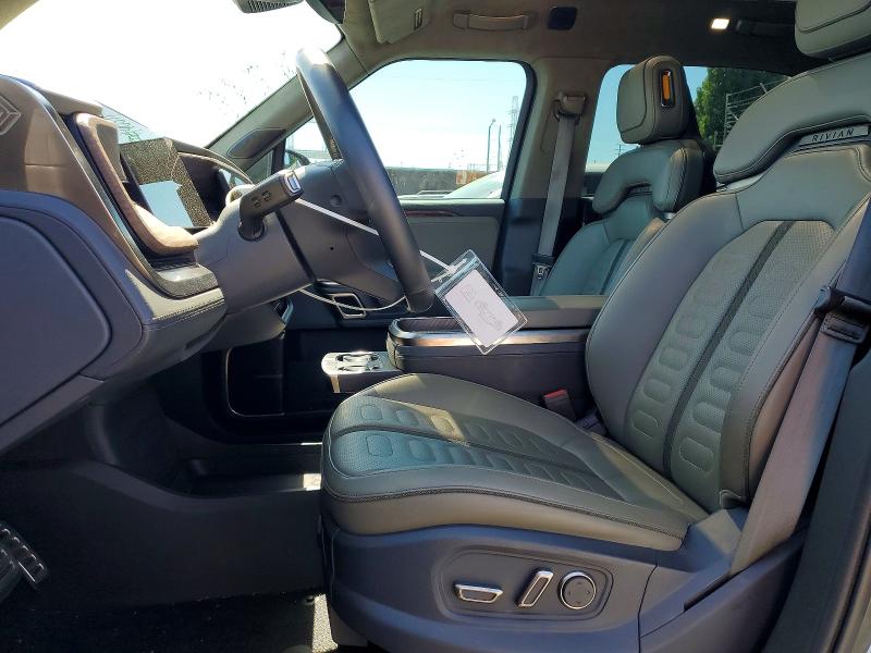2022 Rivian R1T VIN 7FCTGAALXNN005461 COPART salvage auction — Rear End, Sc - Salvage Title, sold $20,700 on 2026-09-25 (photo 7)