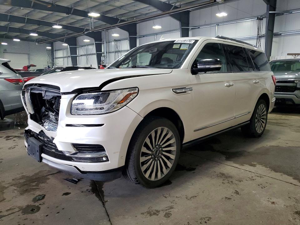 2018 Lincoln Navigator VIN 5LMJJ2LT3JEL02589 — COPART salvage auction photo