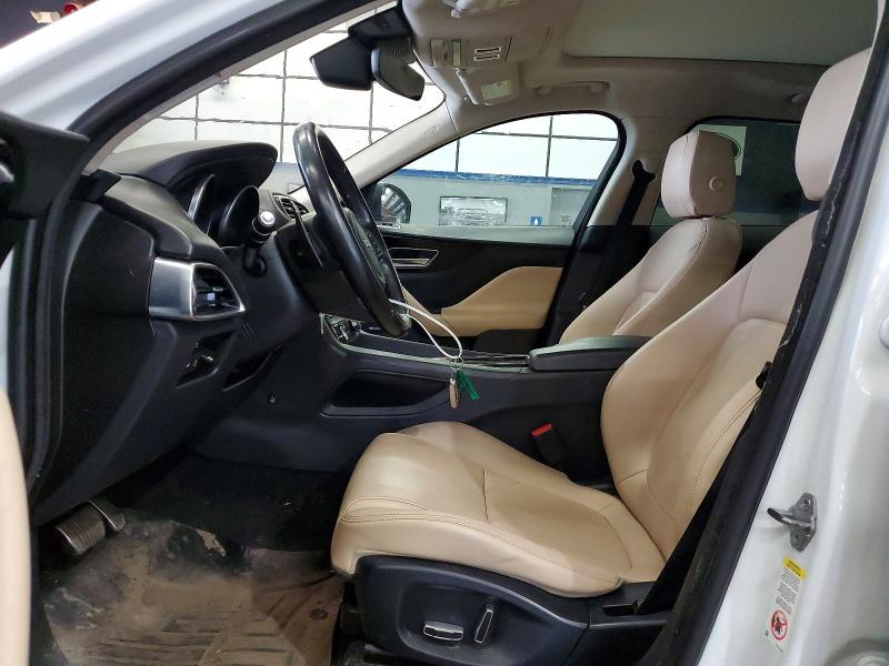 2019 Jaguar F-pace VIN SADCS2FXXKA356710 COPART salvage auction — MINOR DENT/SCRATCHES, PA - CERT OF TITLE (P), sold $2,050 on 2026-07-10 (photo 7)