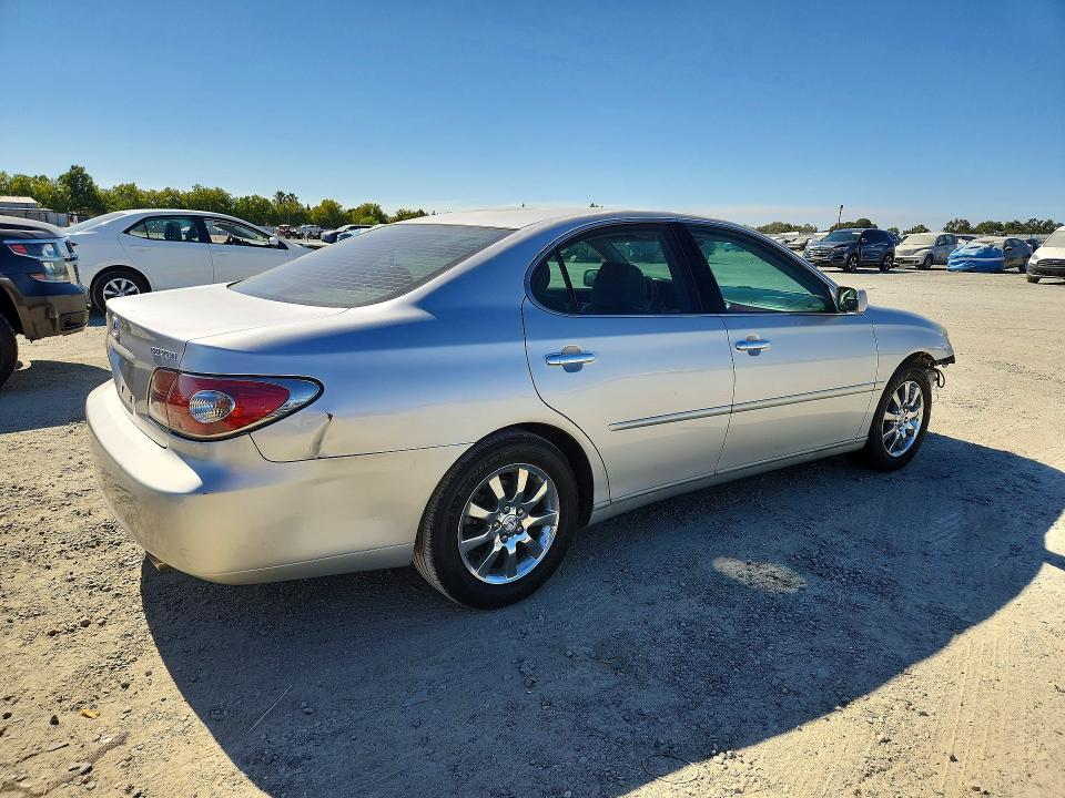 2004 Lexus Es 330 VIN JTHBA30G740007987 COPART salvage auction — FRONT END, CA - SALVAGE CERTIFICATE, sold $50 on 2026-07-28 (photo 3)