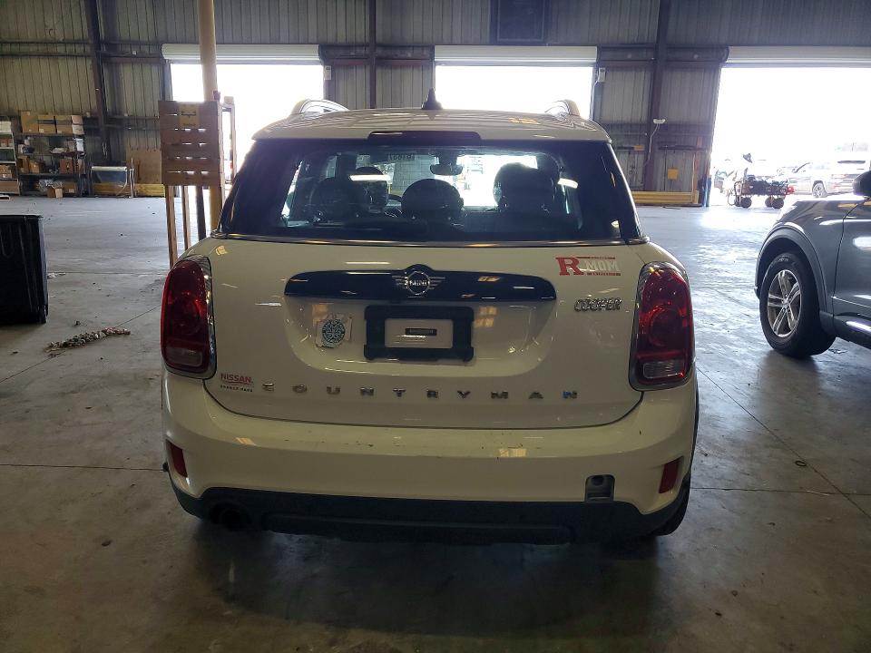 2020 Mini Cooper VIN WMZYW3C03L3L23718 COPART salvage auction — NORMAL WEAR, Fl - Certificate Of Title, sold $6,400 on 2026-08-12 (photo 6)